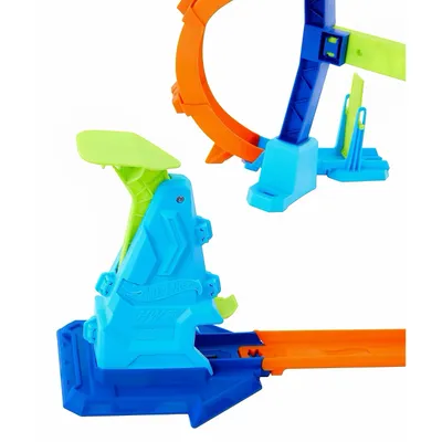 Corkscrew Jump Champion - Stunt Tracks - Hot Wheels