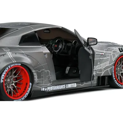 Nissan GT-R (R35) - Liberty Walk Body Kit - Solido - 1:18