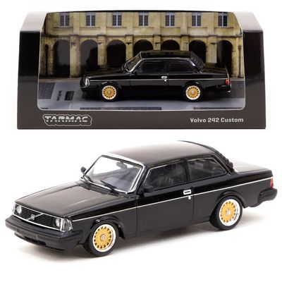 Volvo 242 Custom - Svart - Tarmac Works - 1:64