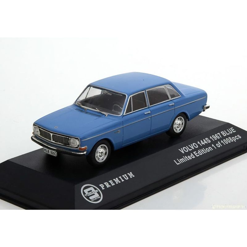 Volvo 144S 1967 - Blå - Modellbil från Triple9 - 1:43