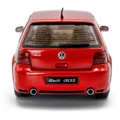 Volkswagen Golf IV R32 - Röd - 2003 - Solido - 1:43
