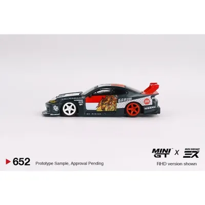 LB-Super Silhouette Nissan Silvia S15 - 652 - Mini GT - 1:64