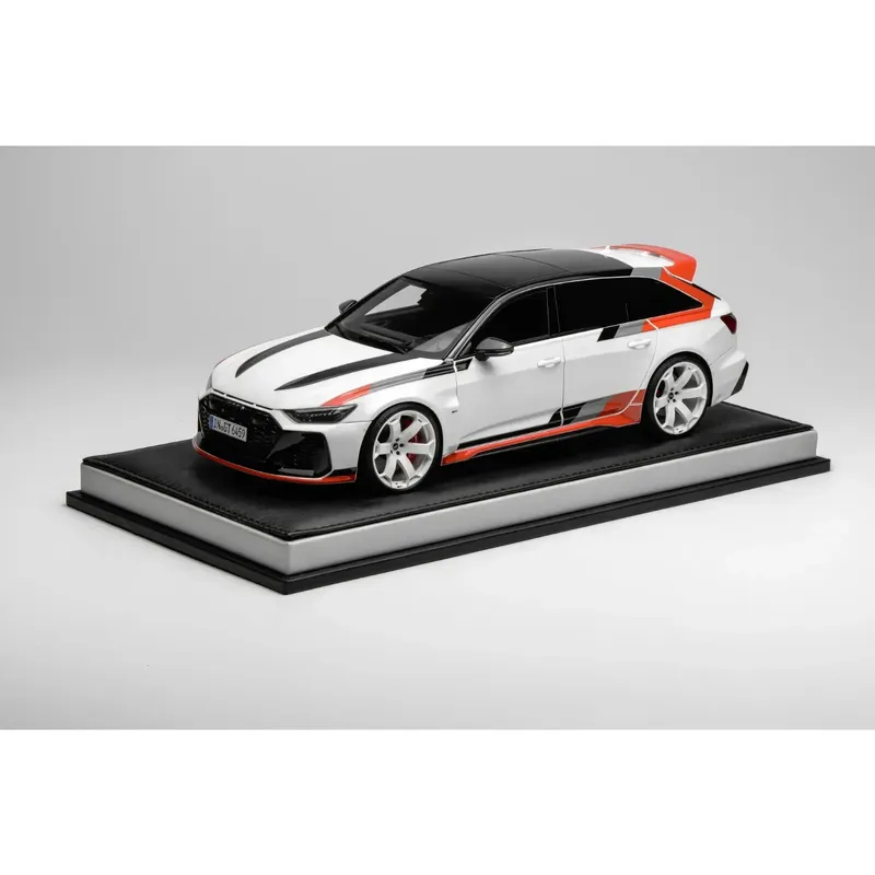 Audi RS 6 Avant GT (C8) - Arkona White - Motorhelix - 1:18