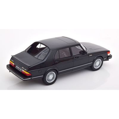 Saab 900 Turbo 1983 - Svart - Cult Scale Models - 1:18