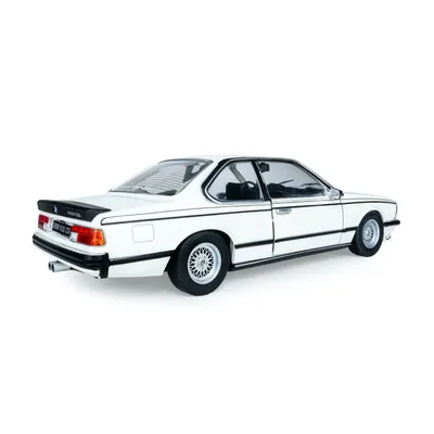 BMW 635 CSI - Hvid - 1984 - Solido - 1:18