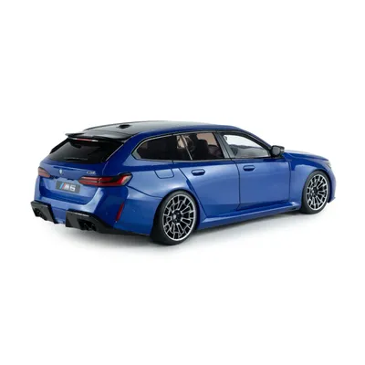 BMW M5 Touring (G99) - 2024 - Blå - Solido - 1:18