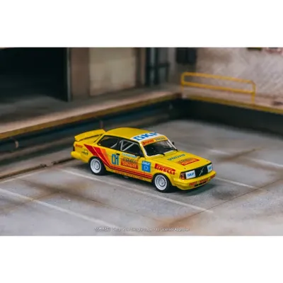 Volvo 240 Turbo - Pattaya 1988 Winner - Tarmac Works - 1:64