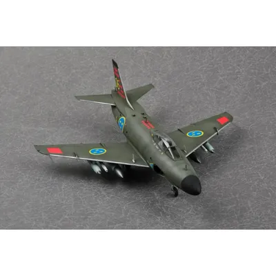 Saab J-32/E Lansen - Byggmodell - 81752 - Hobby Boss - 1:48