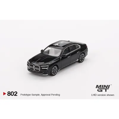 BMW i7 xDrive60 - Black Sapphire - 802 - Mini GT