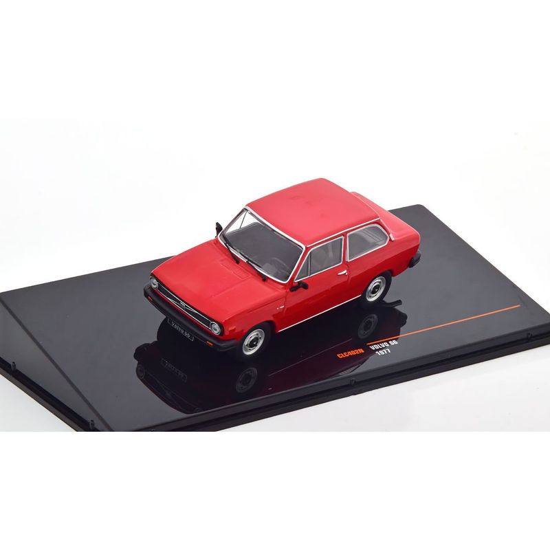 Volvo 66 - 1977 - Röd - Ixo Models - 1:43