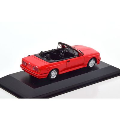 BMW M3 Cabriolet - Röd - 1:43 - Minichamps