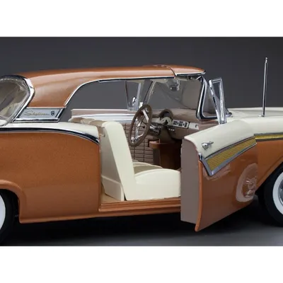 1957 Ford Fairlane 500 Skyliner - Bronze / Hvid - Sun Star - 1:18