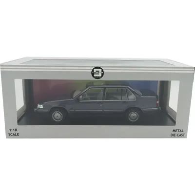 Volvo 960 - 1996 - Aubergine - Triple9 Collection - 1:18