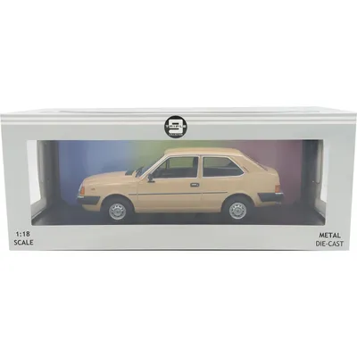 Volvo 343 GLS - Gulbeige - 1982 - Triple9 Collection - 1:18
