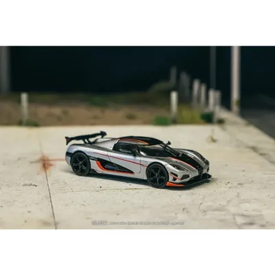Koenigsegg Agera RS - Moon Silver / Svart - Tarmac Works