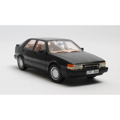 Saab 9000 Turbo - 1984 - Svart - Cult Scale Models - 1:18