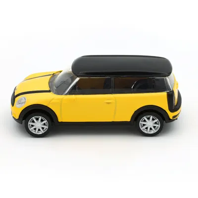 MINI Clubman - Gul - Rastar - 9 cm