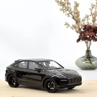 Porsche Cayenne S Coupé - 2019 - Svart - Norev - 1:18