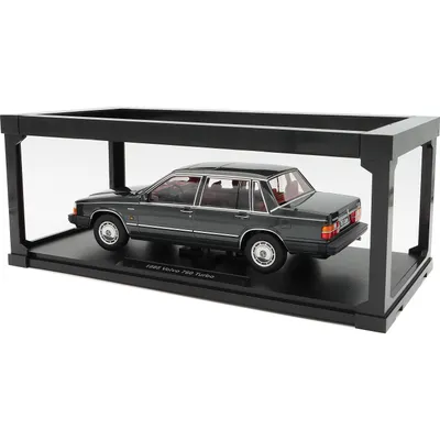 Volvo 760 Turbo - 1985 - Mørkegrå - Triple9 Collection - 1:18