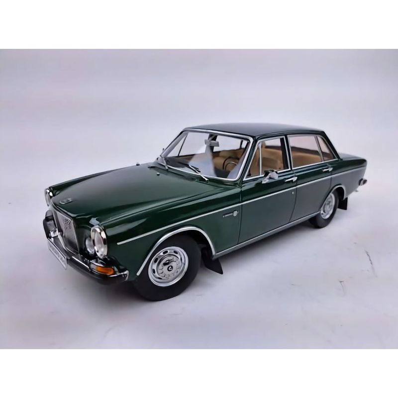 1970 Volvo 164 - Grön - Triple9 - 1:18