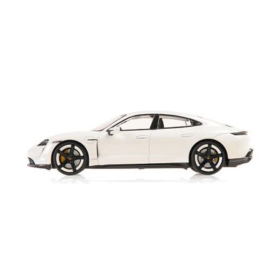 Porsche Taycan Turbo S - 2020 - Vit - Minichamps - 1:43