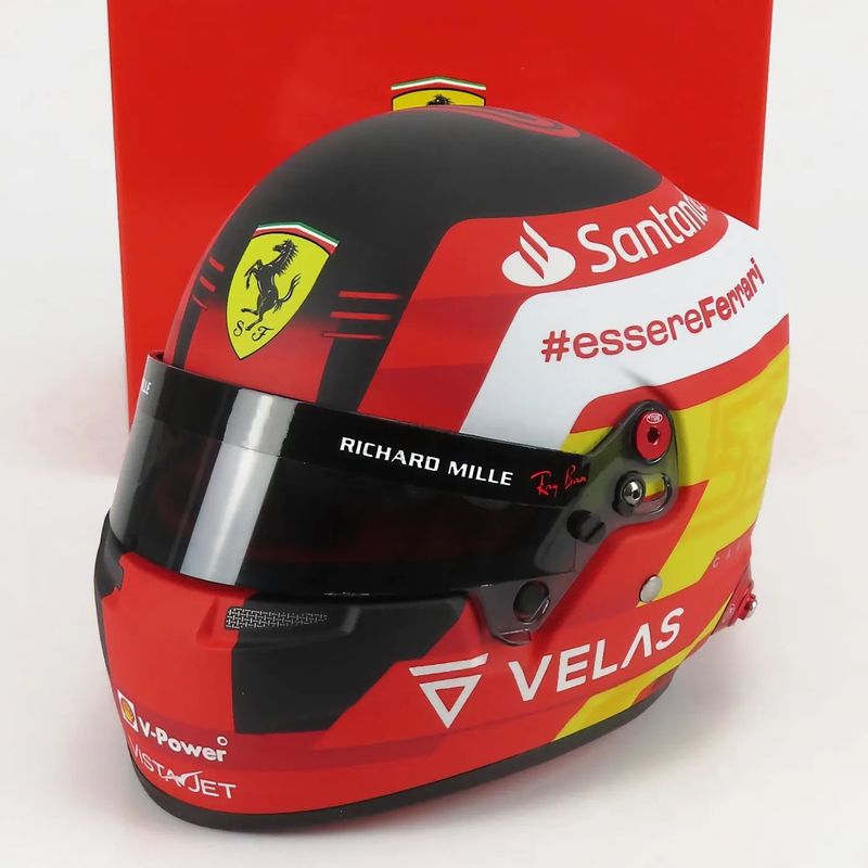 Hjälm - Carlos Sainz - Ferrari - 2022 - Bell Helmets - 1:2