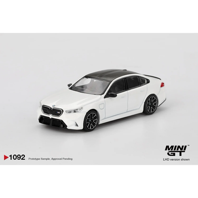 BMW M5 Alpine White - Vit - 1092 - Mini GT - 1:64