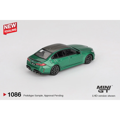 BMW M5 Isle of Man Green Metallic - Grön - 1086 - Mini GT - 1:64