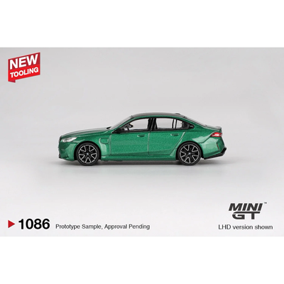 BMW M5 Isle of Man Green Metallic - Grön - 1086 - Mini GT - 1:64