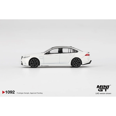 BMW M5 Alpine White - Vit - 1092 - Mini GT - 1:64