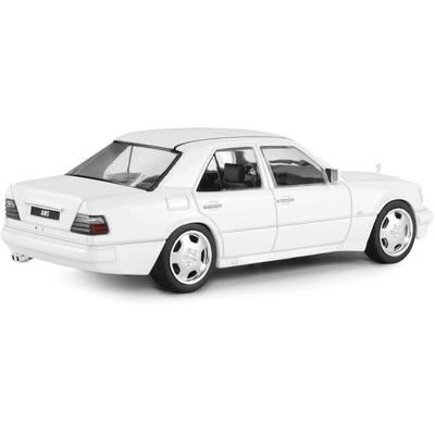 Mercedes-Benz E60 AMG (W124) - 1994 - Vit - Solido - 1:43