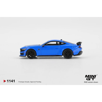 Ford Mustang Dark Horse 2024 Grabber Blue - Blå - 1141 - Mini GT - 1:64