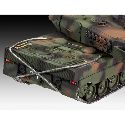 Leopard 2 A6/A6M - Model Set - 03180 - Revell - 1:72