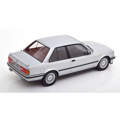 BMW 325i M-Paket 1 - 1987 - KK-Scale - 1:18