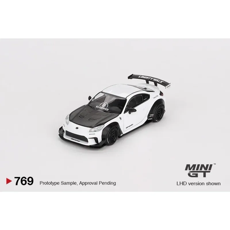 Toyota GR86 LB Nation - Vit - 769 - Mini GT - 1:64
