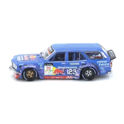 Mad Mike 1976 Mazda RX3 Station Wagon - Blå - Inno Models - 1:64