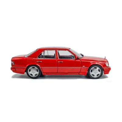 Mercedes-Benz (W124) E60 AMG - 1994 - Signal Red - Solido - 1:43