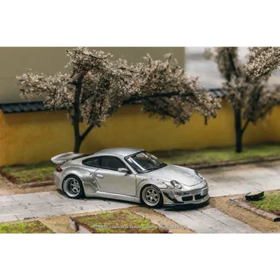 Porsche RWB 997 - Abu Dhabi - Silver - Tarmac Works - 1:64