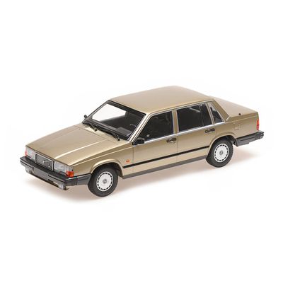 Volvo 740 GL - Guld - Minichamps - 1:18