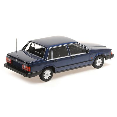 Volvo 740 GL - 1986 - Blå - Minichamps - 1:18