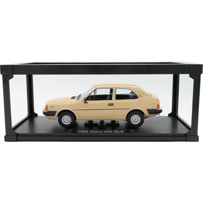 Volvo 343 GLS - Gulbeige - 1982 - Triple9 Collection - 1:18
