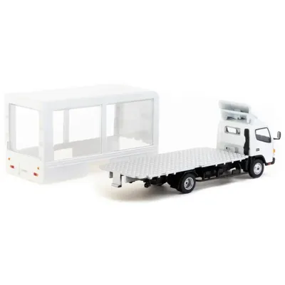 Mitsubishi Fuso Canter - Vit - TRUCK64 - Tarmac Works - 1:64
