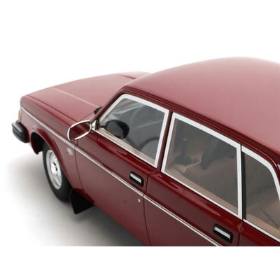 Volvo 244 DL - 1975 - Röd - Cult Scale Models - 1:18