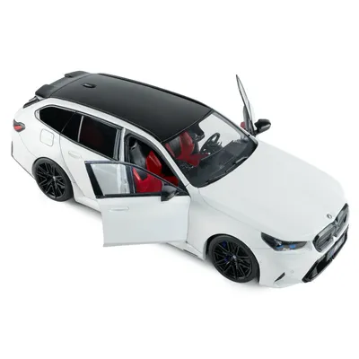BMW M5 Touring (G99) - 2025 - Vit - Solido - 1:18