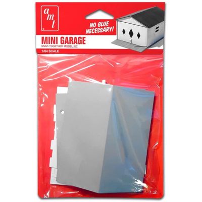 Mini Garage - Snap-Together Model Kit - AMT - 1:64