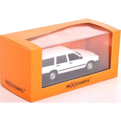 Volvo 740 GL - 1986 - Vit - Minichamps - 1:43