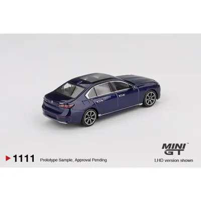 BMW i7 xDrive60 - Tanzanite Blue Metallic - 1111- Mini GT - 1:64