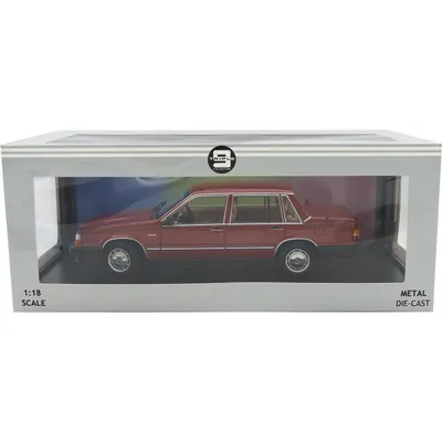 Volvo 760 Turbo - 1985 - Mørkerød - Triple9 Collection - 1:18