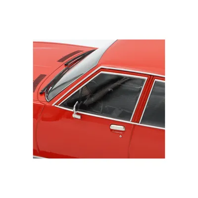 Opel Rekord D - Röd - 1972 - MCG - 1:18