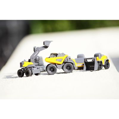 Volvo Micro Workers - Dickie Toys